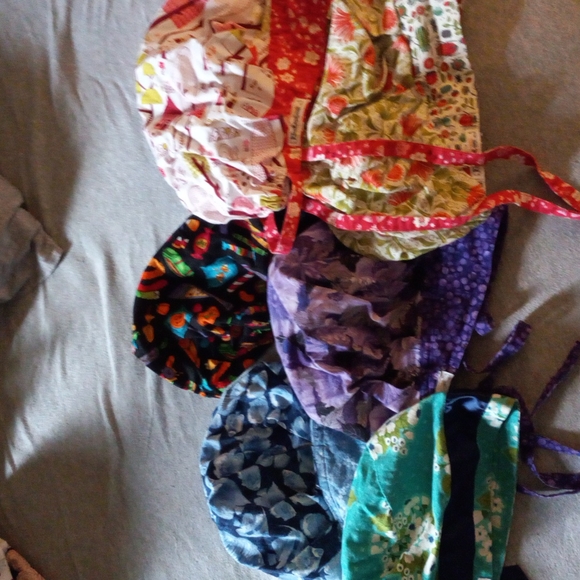 These are a lot of 6 surgical scrub caps. All Kim Caps accept the Halloween one. - Picture 1 of 7